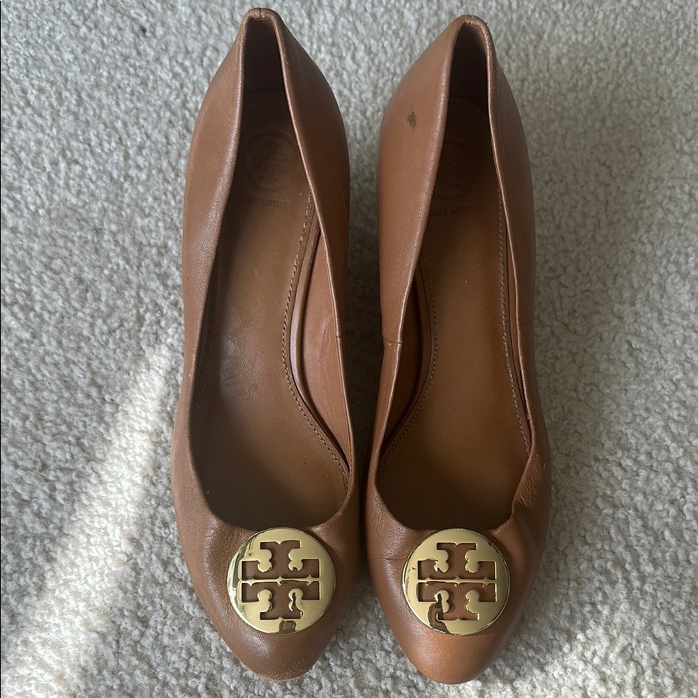 Tory Burch Women's Tan Leather Wedges